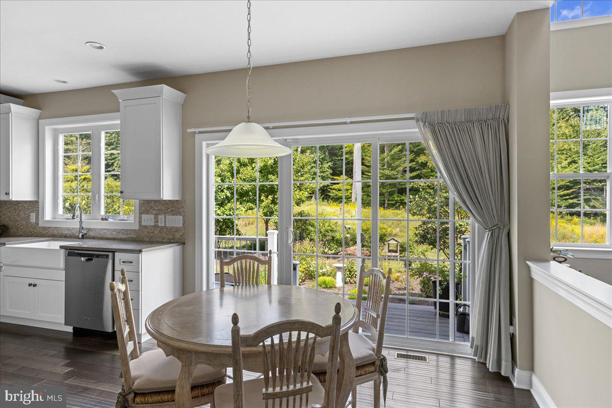 WOODLANDS AT WARWICK - Residential