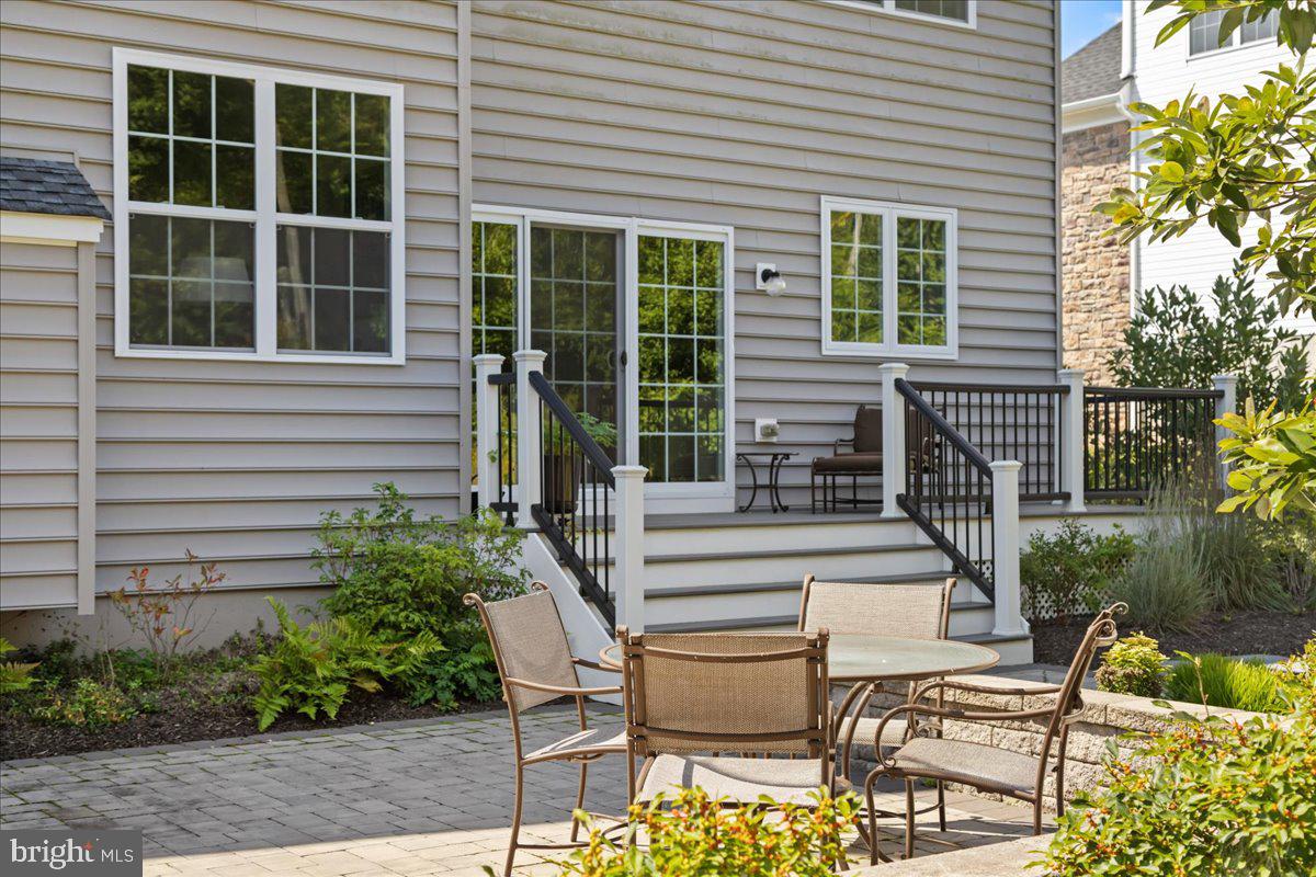 WOODLANDS AT WARWICK - Residential