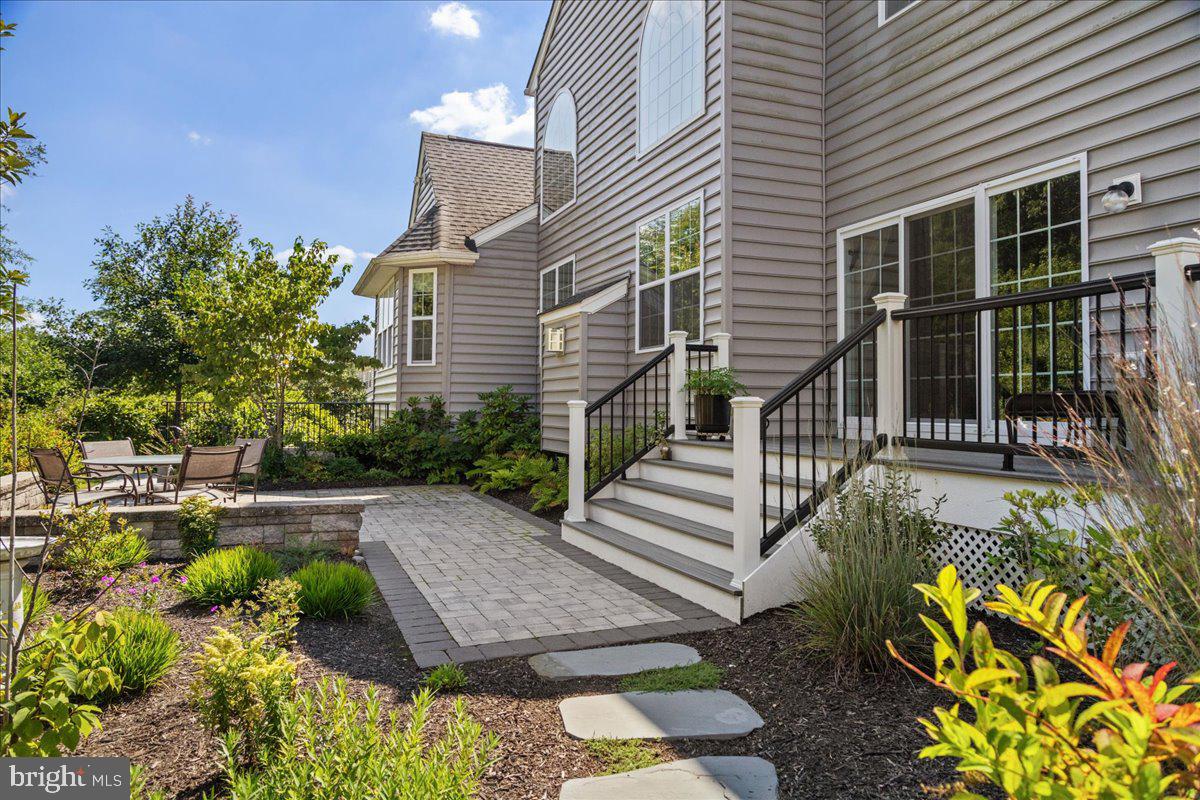 WOODLANDS AT WARWICK - Residential