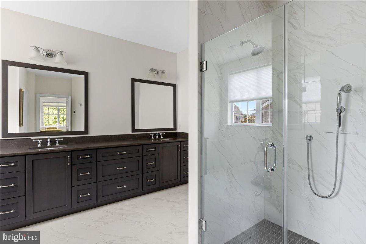 WOODLANDS AT WARWICK - Residential