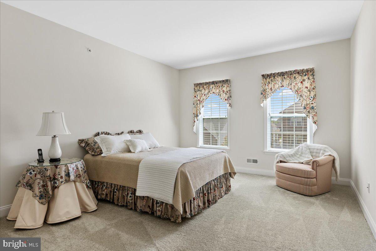 WOODLANDS AT WARWICK - Residential