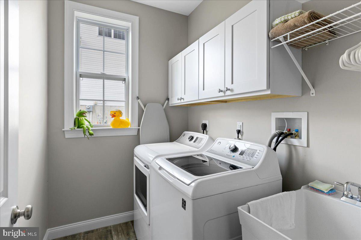 WOODLANDS AT WARWICK - Residential