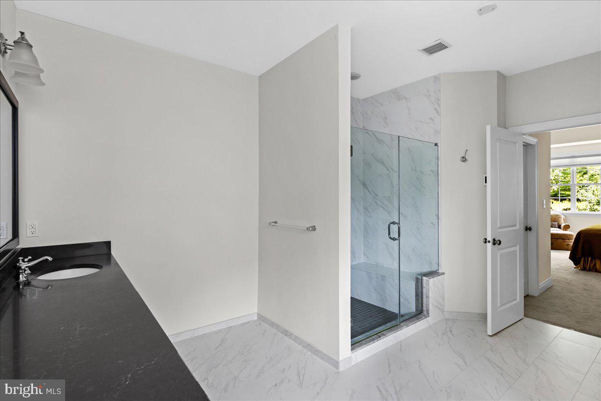 WOODLANDS AT WARWICK - Residential