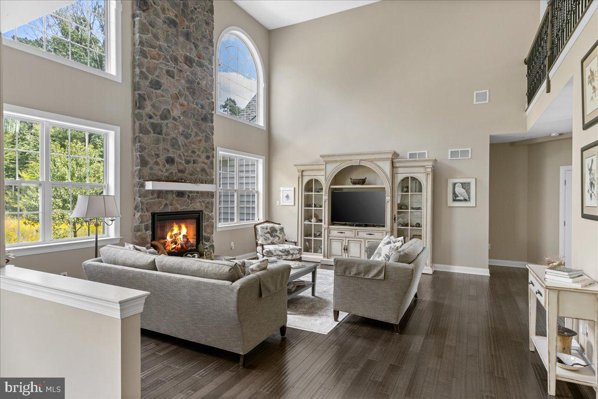 WOODLANDS AT WARWICK - Residential