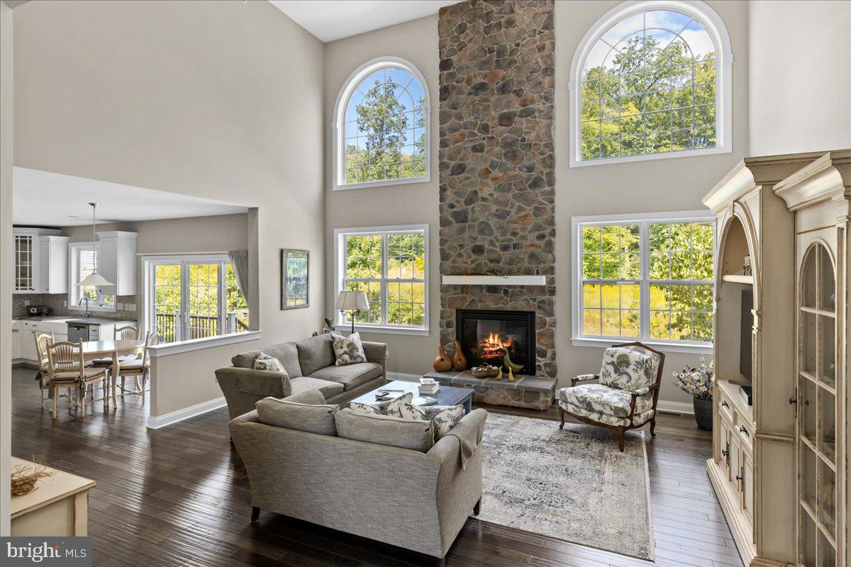 WOODLANDS AT WARWICK - Residential