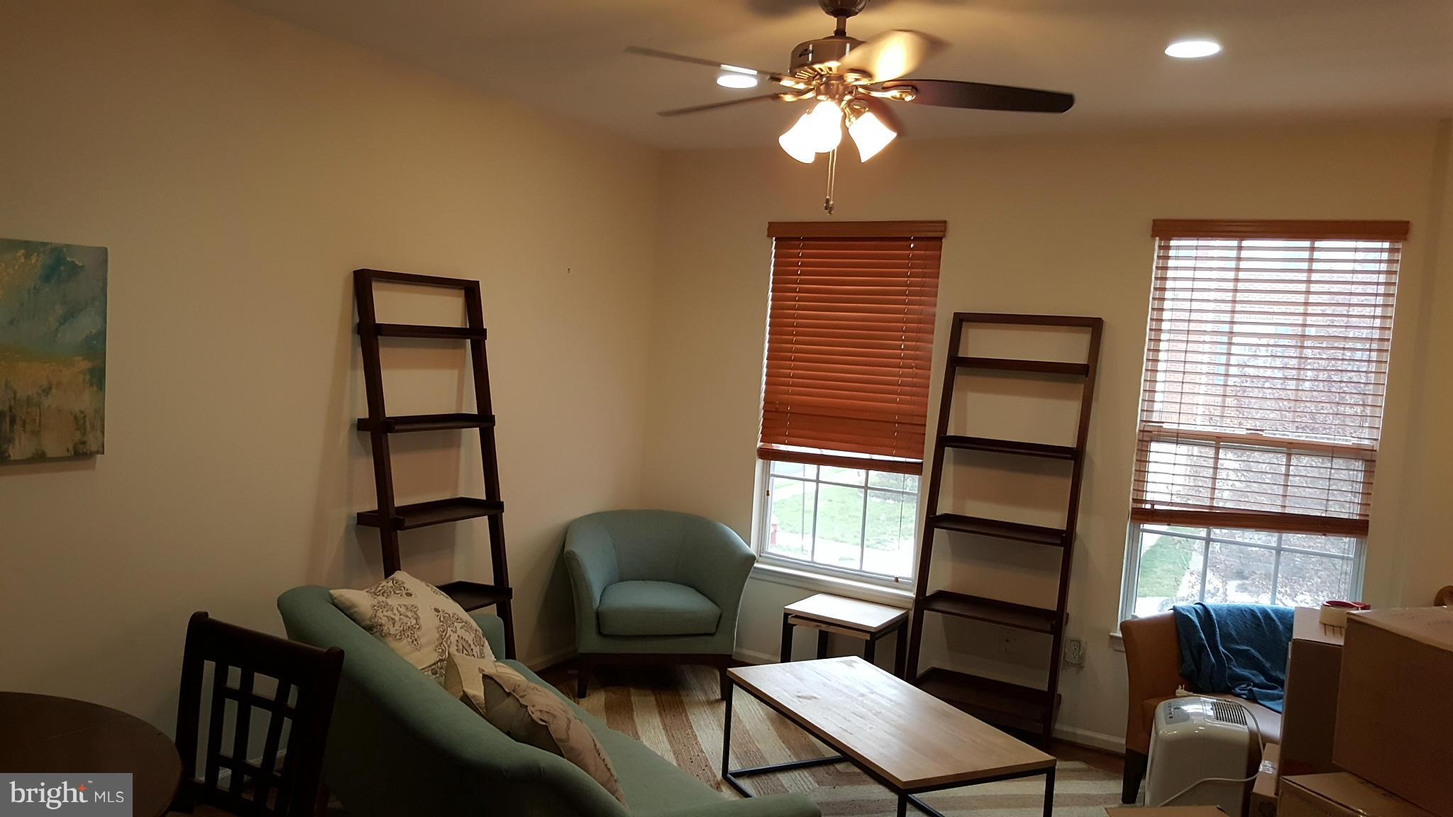 MCNAIR FARMS LANDBAY - Residential Lease