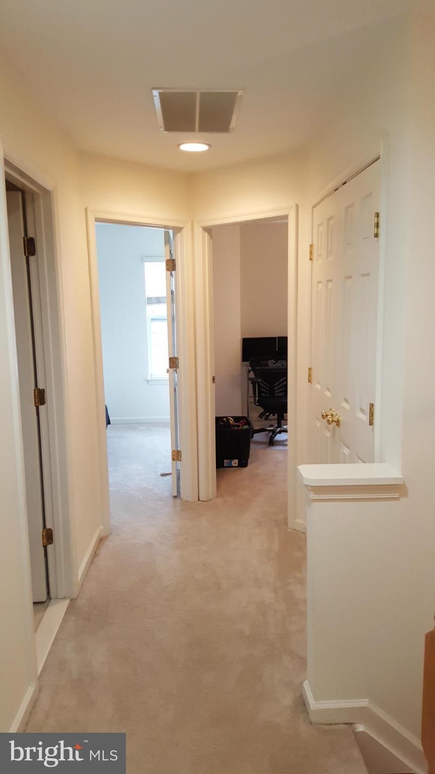 MCNAIR FARMS LANDBAY - Residential Lease