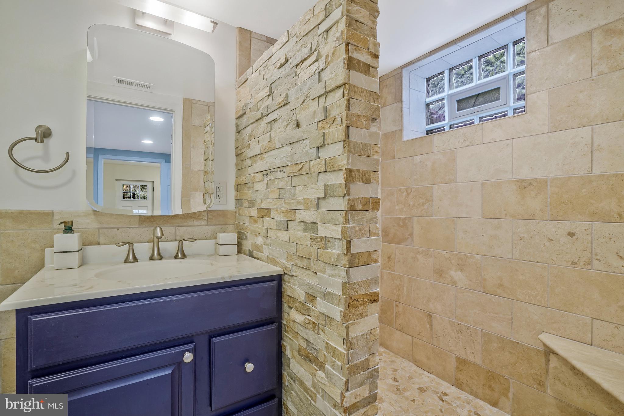 DONALDSON RUN - Residential