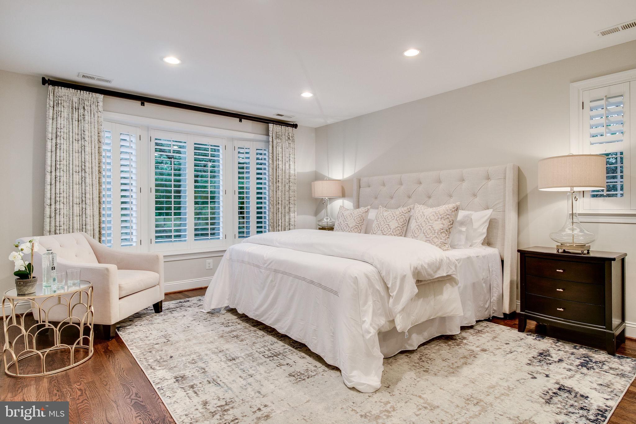 DONALDSON RUN - Residential