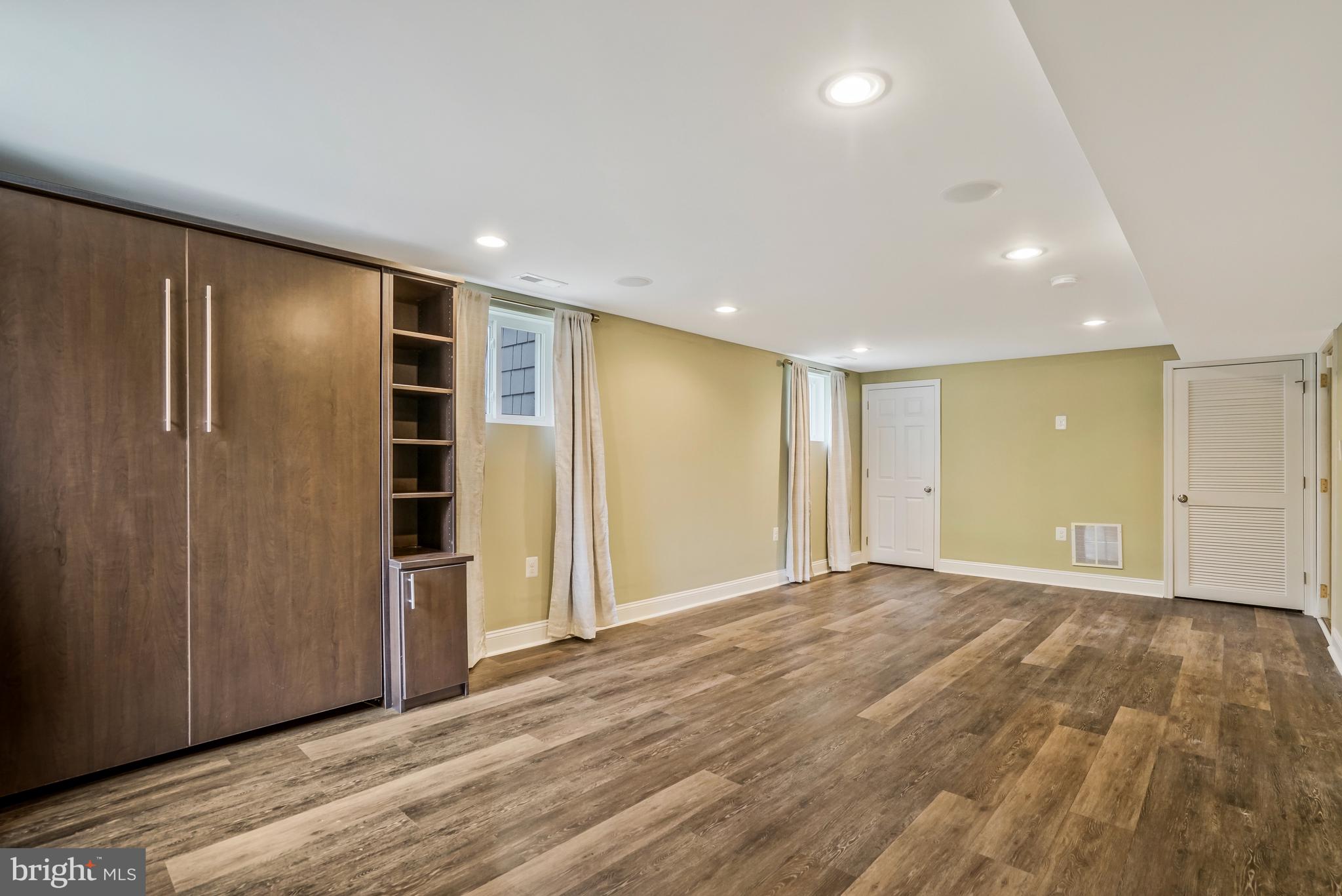 DONALDSON RUN - Residential