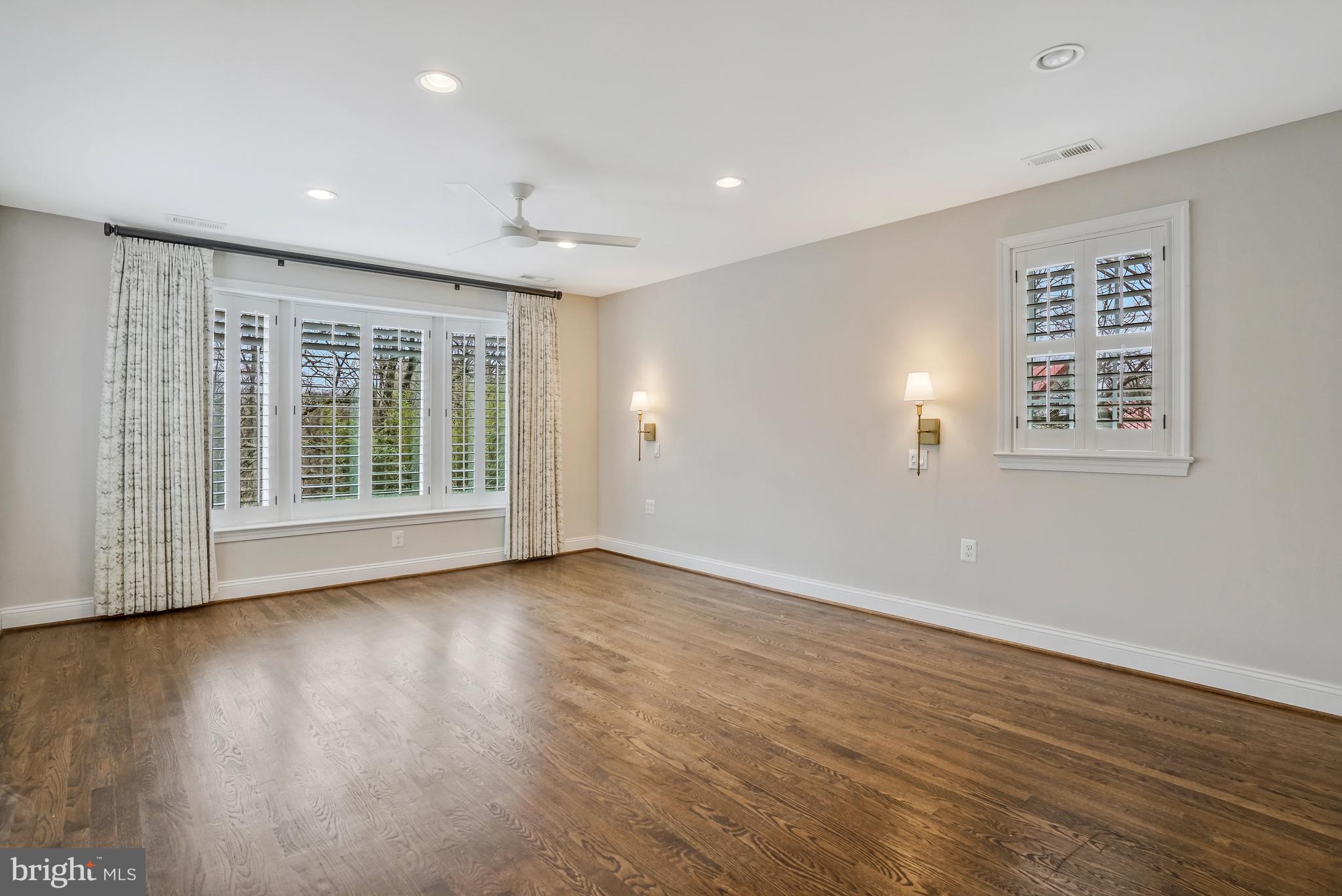 DONALDSON RUN - Residential