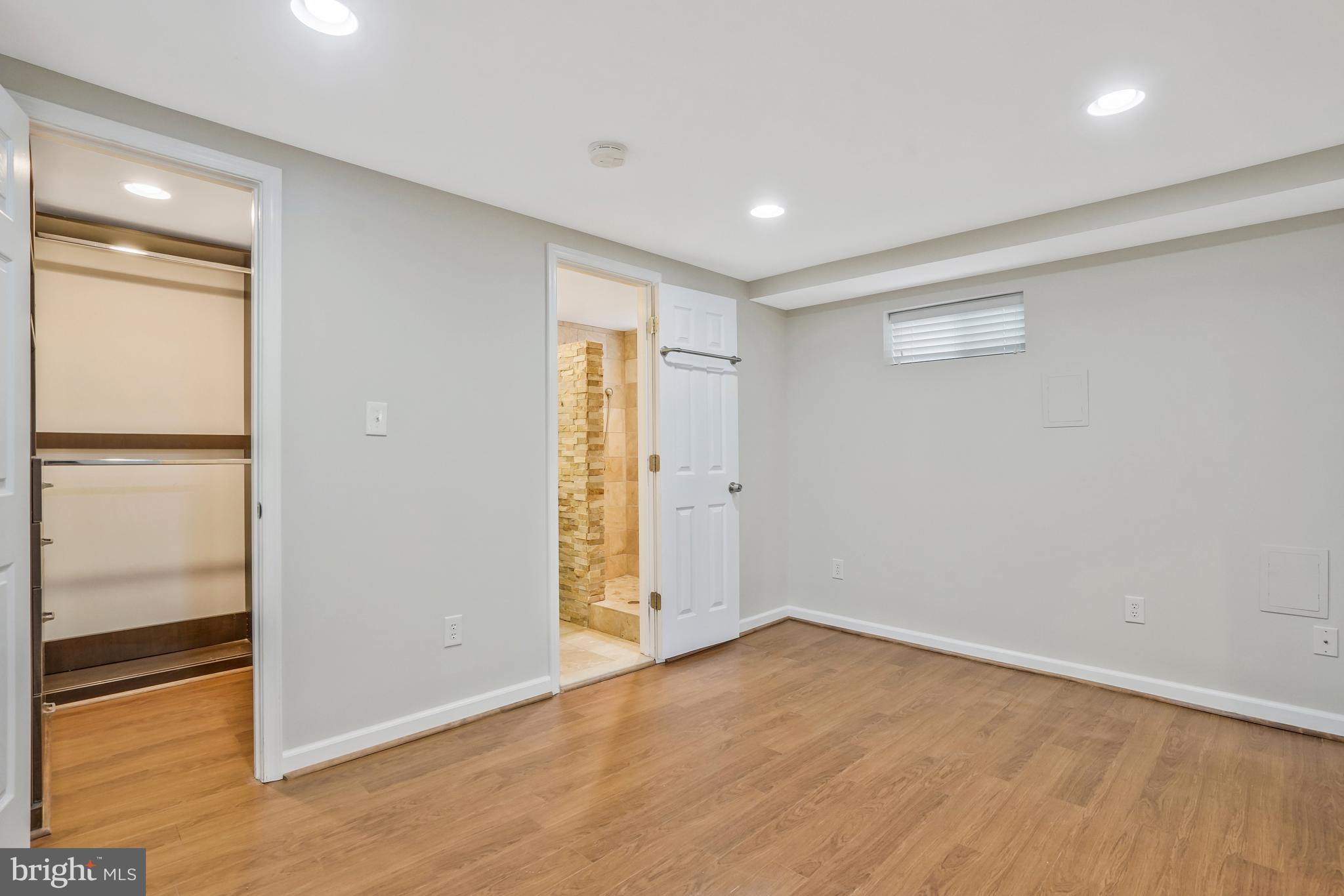 DONALDSON RUN - Residential