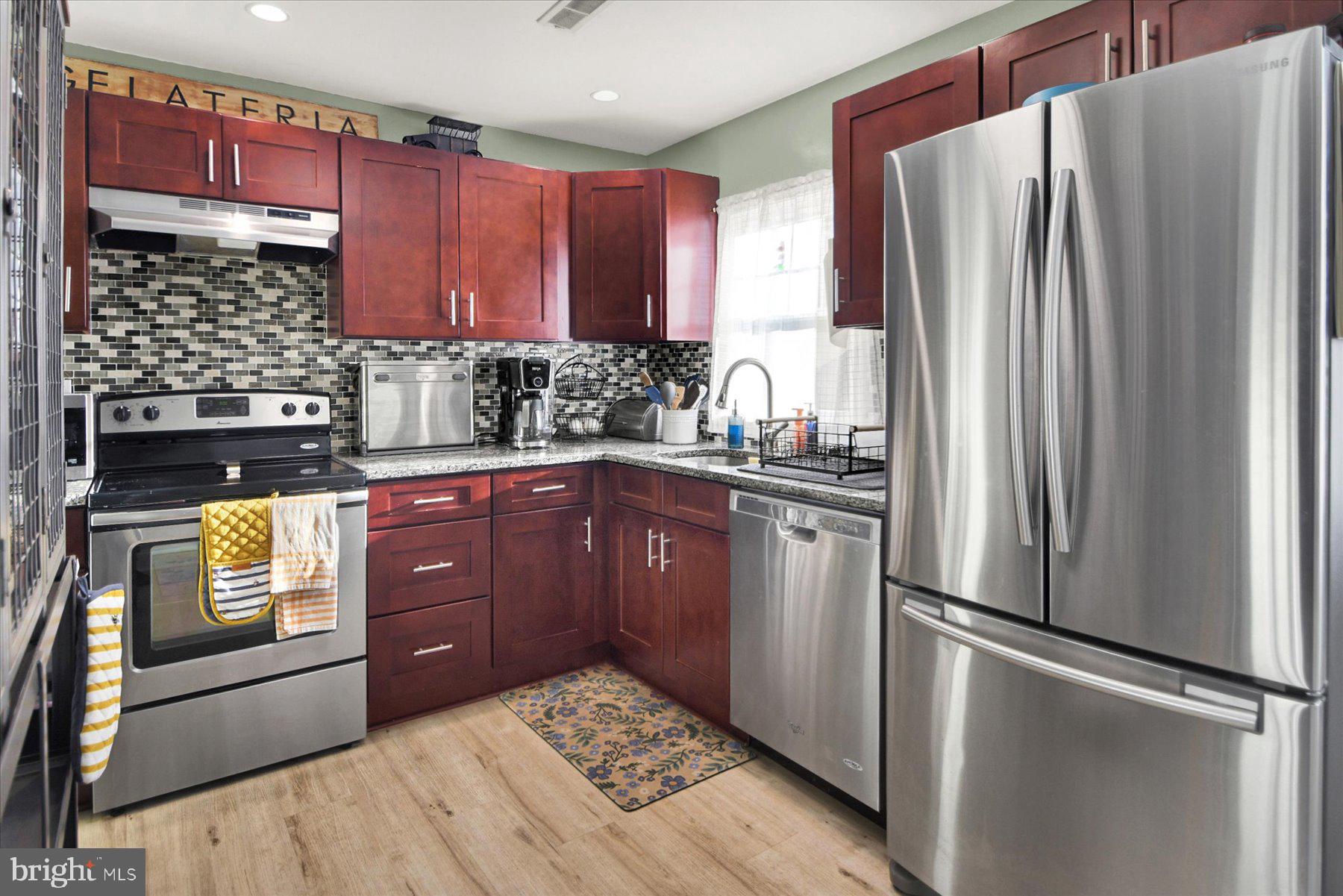 ROSEDALE - Residential