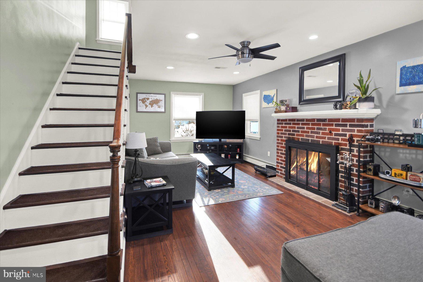 ROSEDALE - Residential