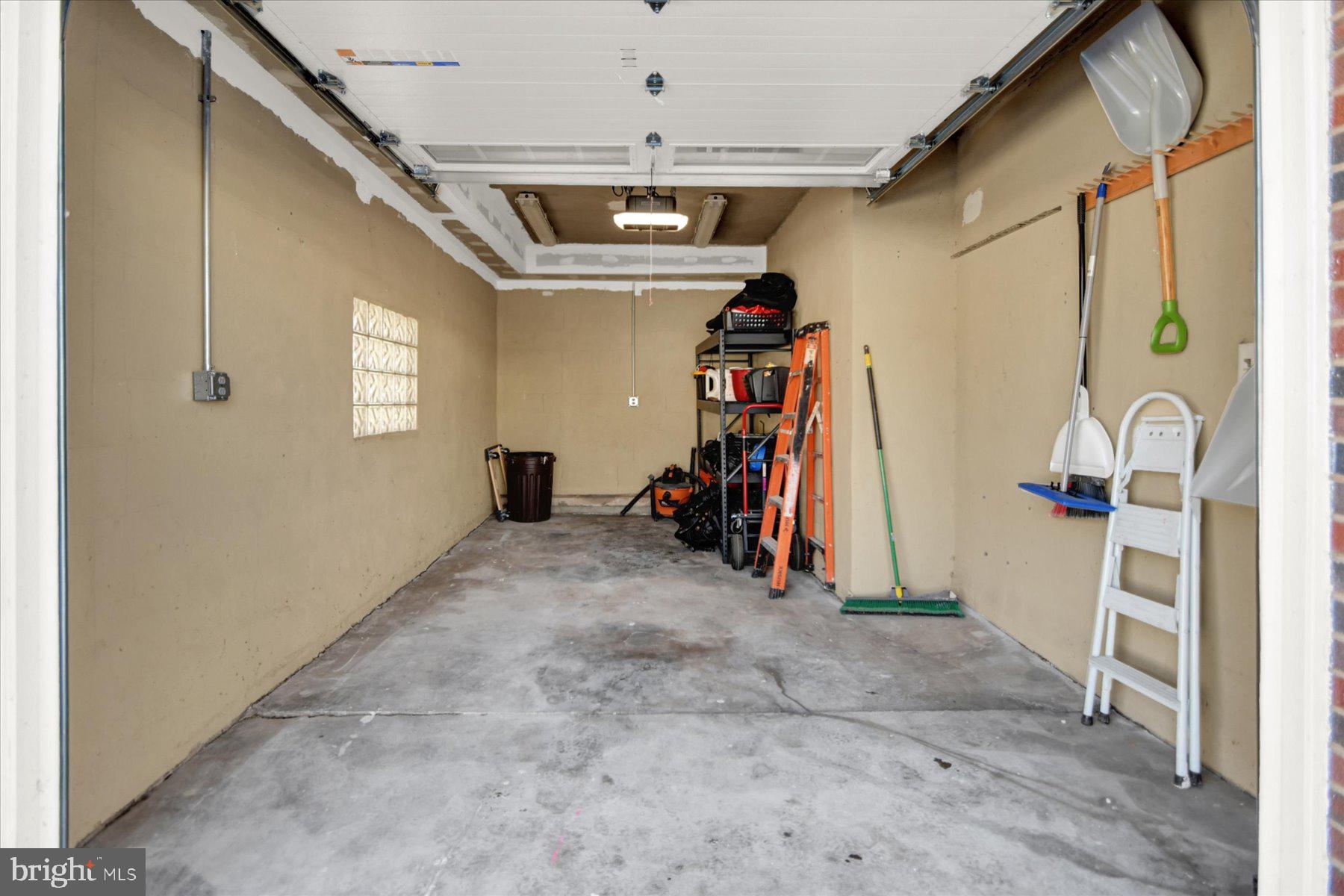 ROSEDALE - Residential