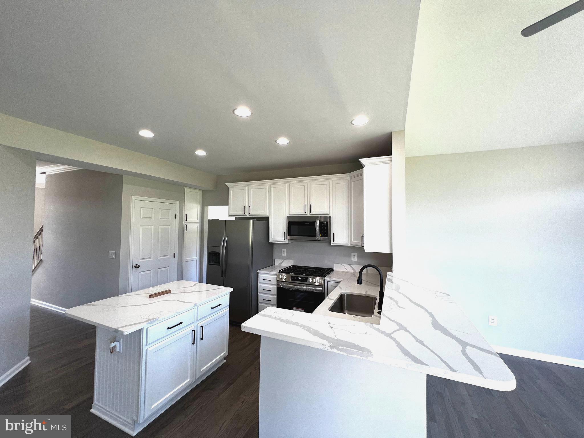 SPRINGDALE FARM - Residential