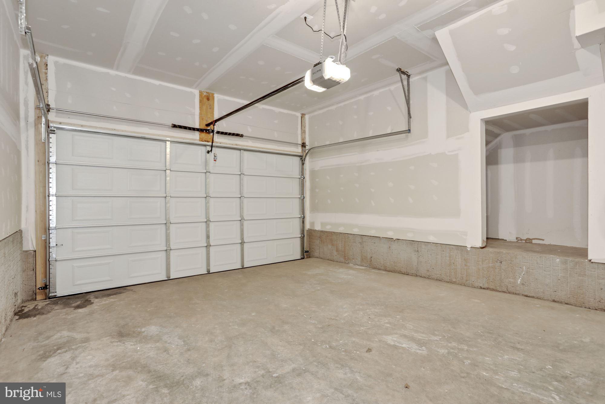 JEFFERSON PLACE - Residential Lease