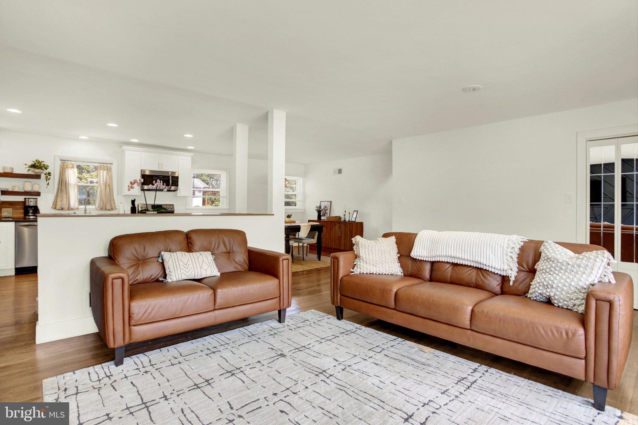 1022 ANDERSON FERRY