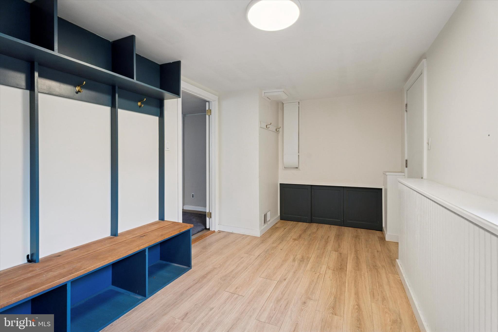 GLENSIDE - Residential