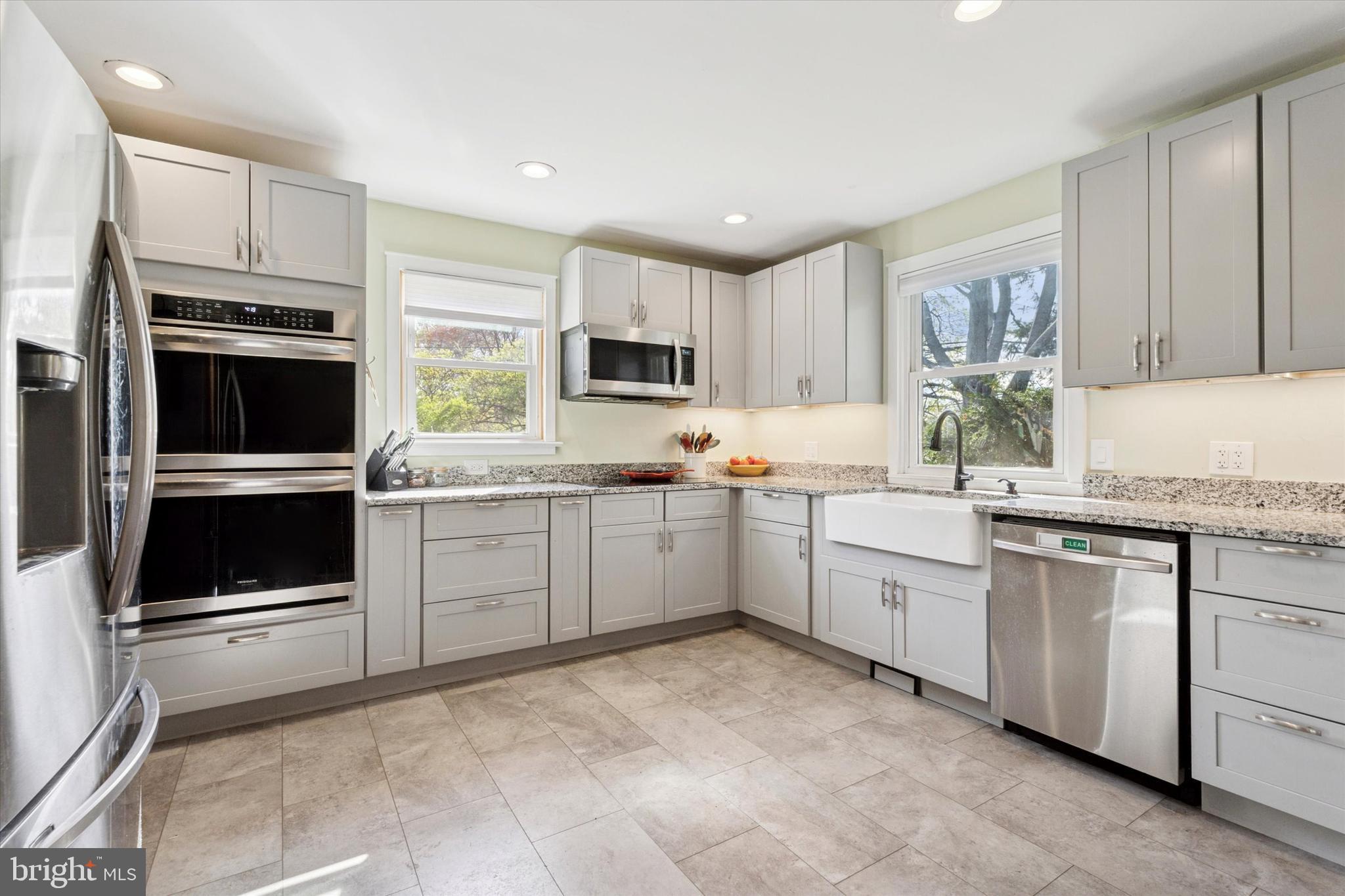 GLENSIDE - Residential