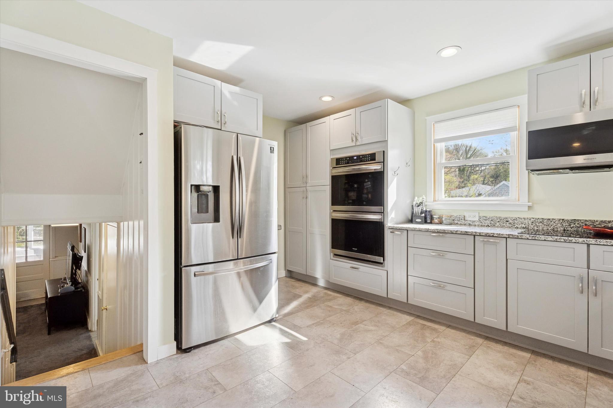 GLENSIDE - Residential