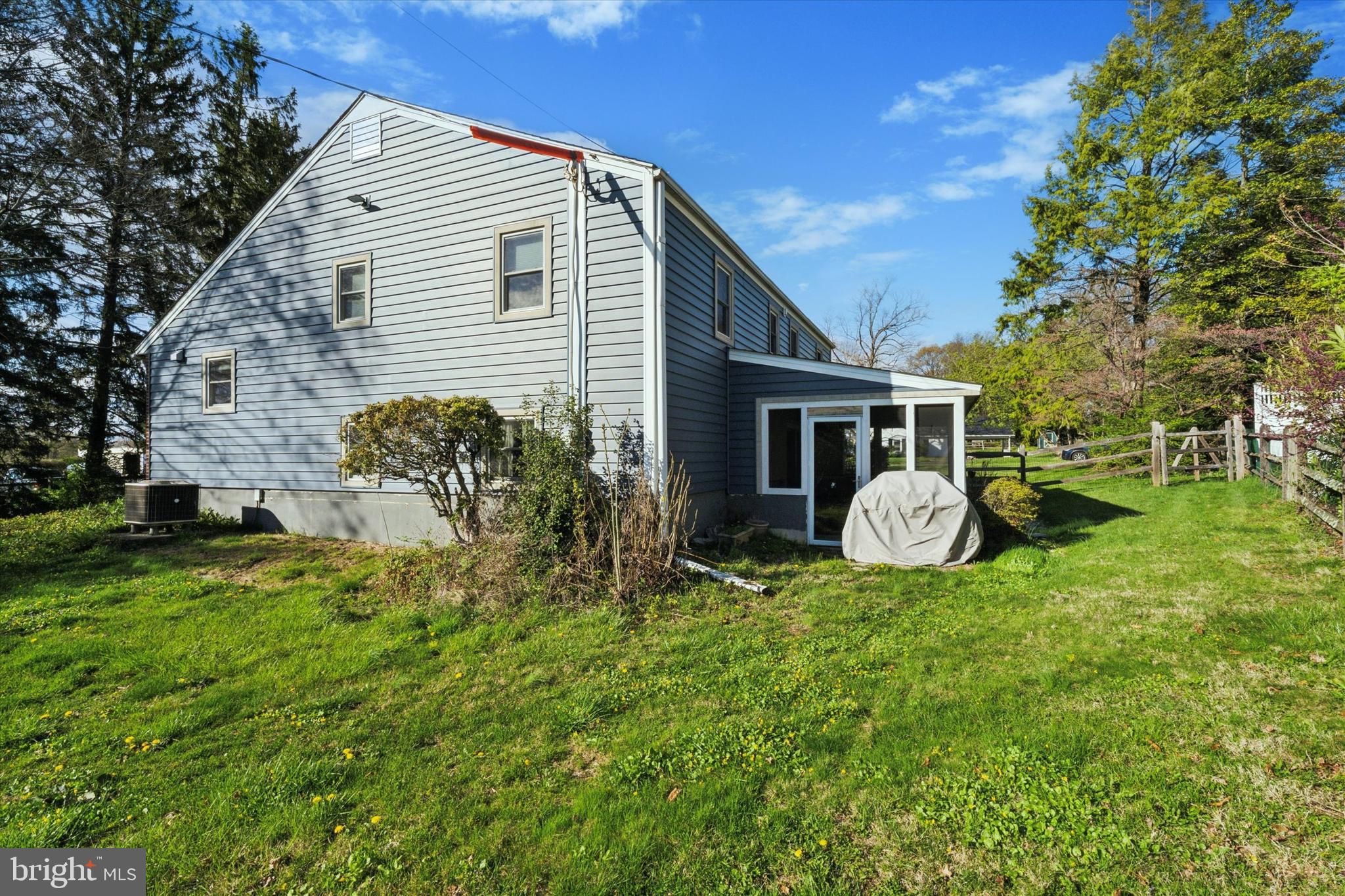 GLENSIDE - Residential