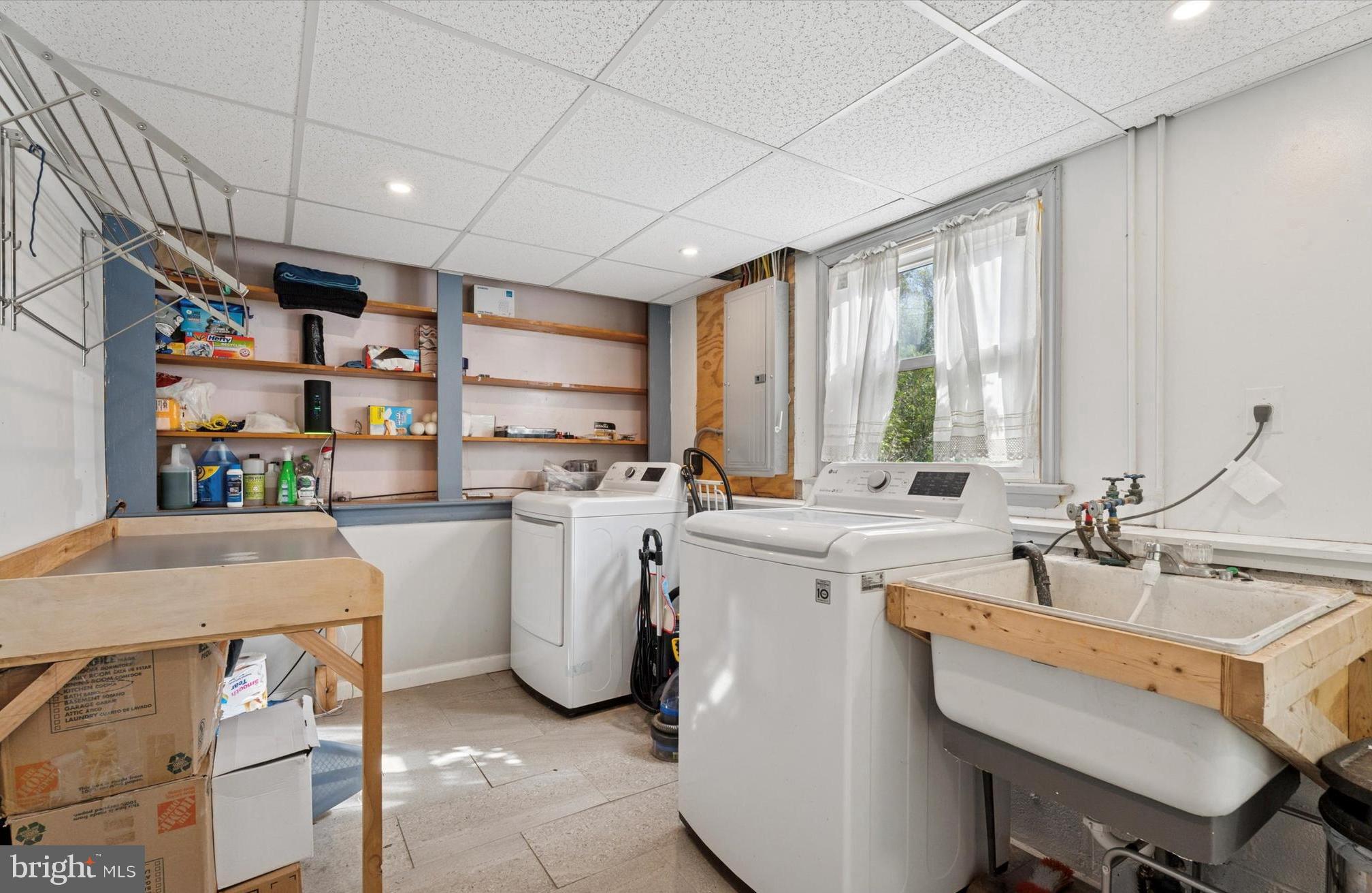 GLENSIDE - Residential