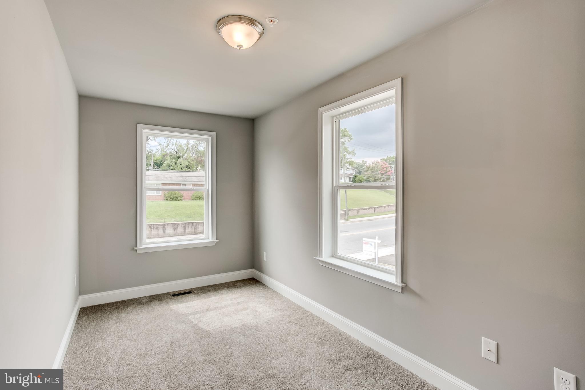 HAMILTON HEIGHTS - Residential