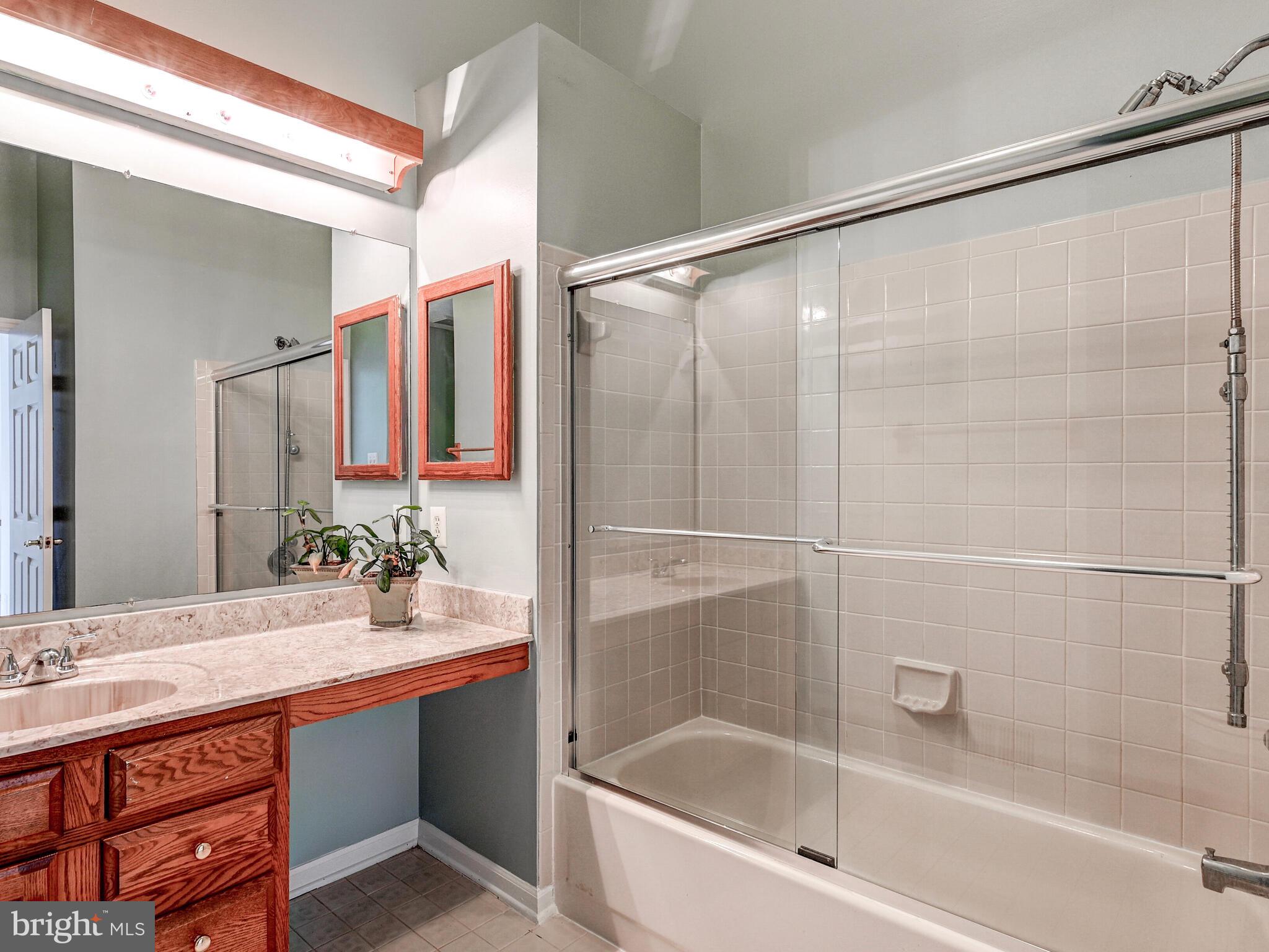 GREENSPRING EAST - Residential