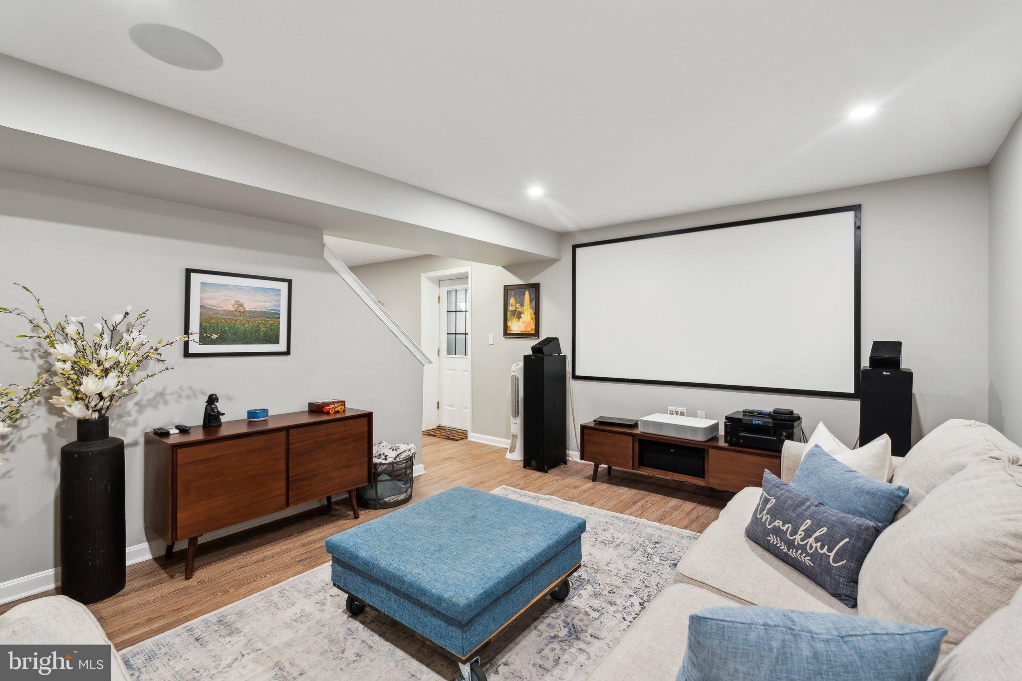 MEADOWS AT MORRIS FARM - Residential