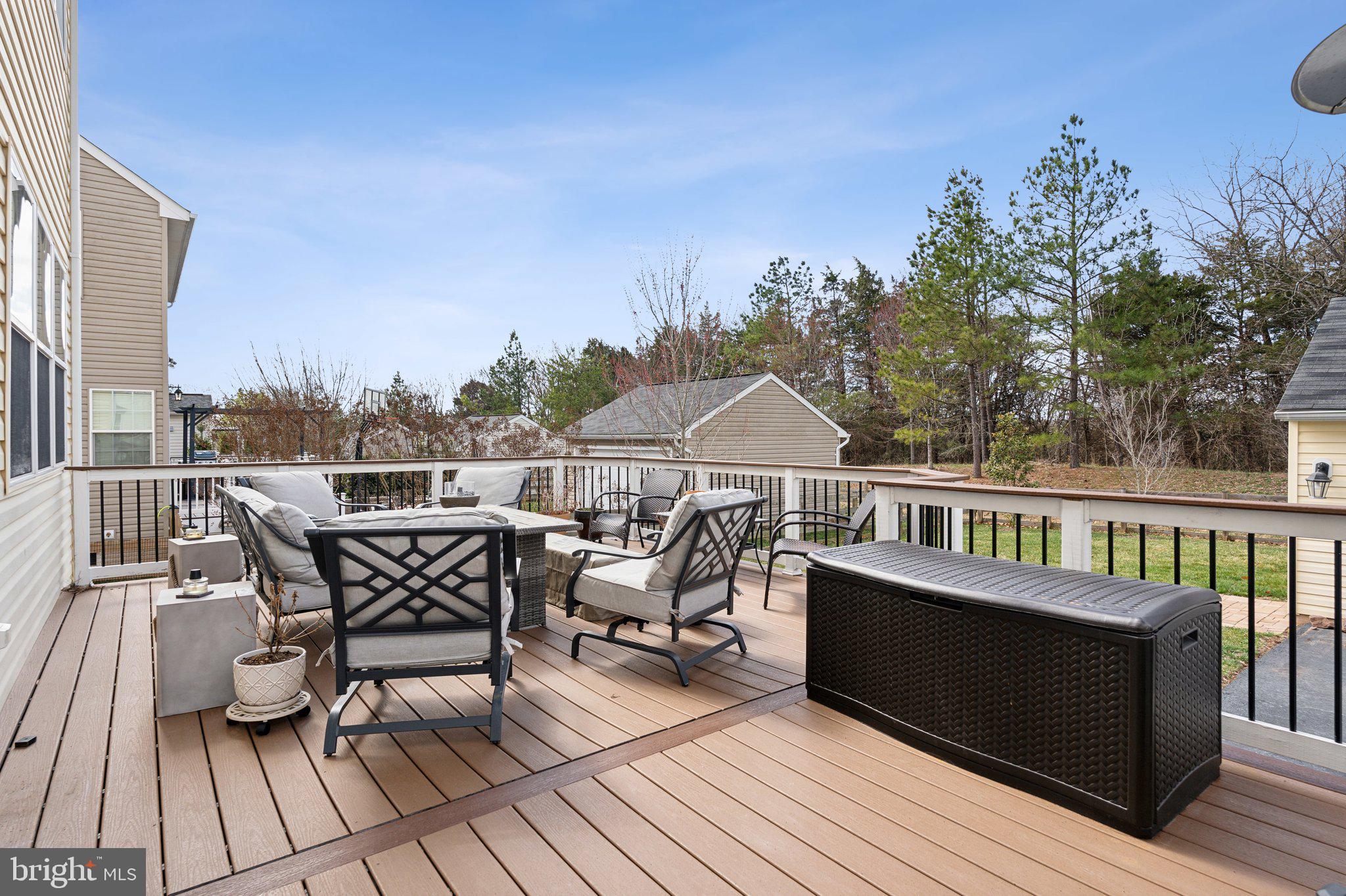 MEADOWS AT MORRIS FARM - Residential