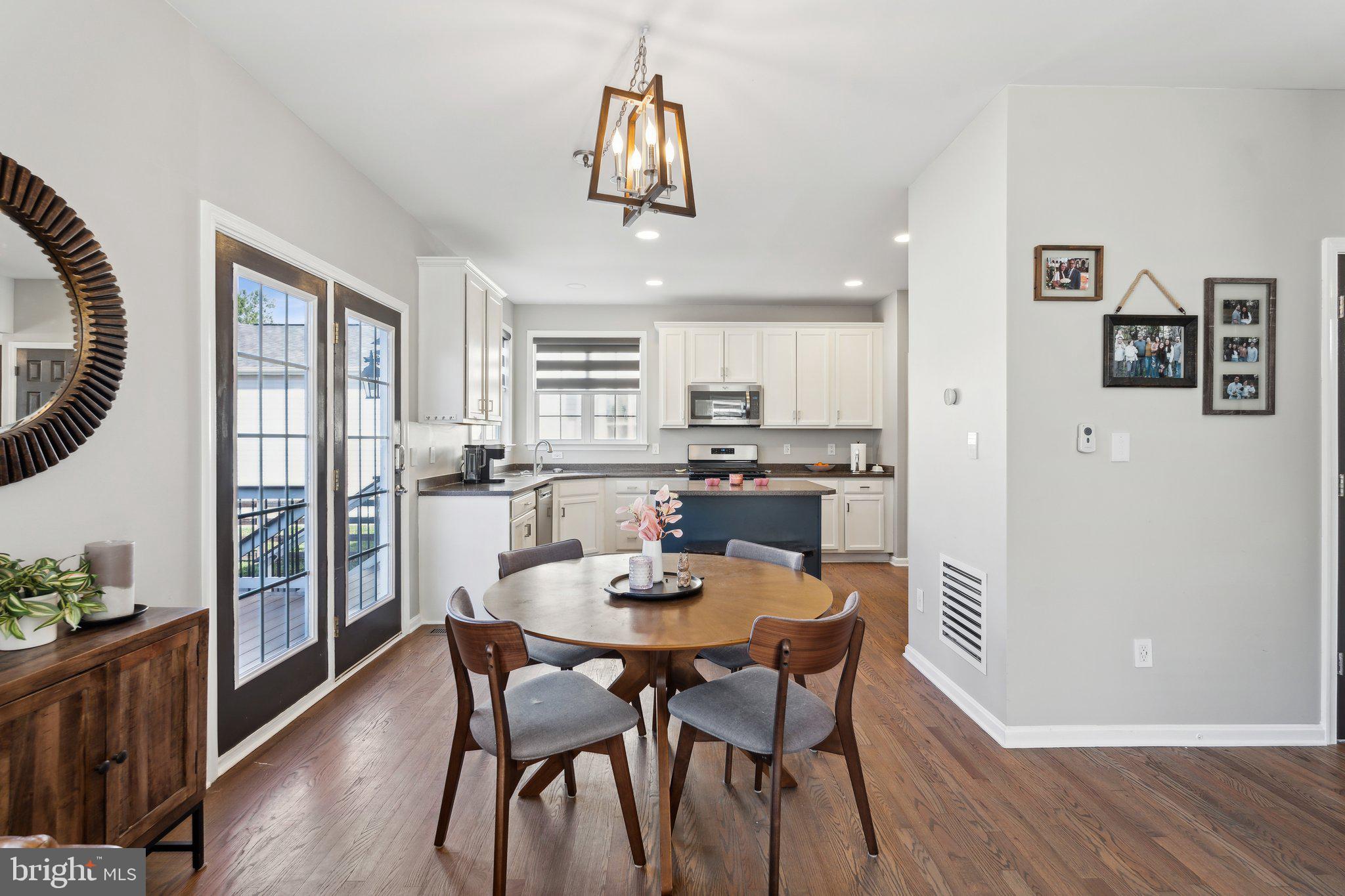 MEADOWS AT MORRIS FARM - Residential