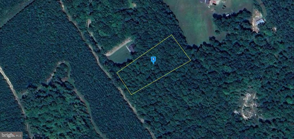 Photo of 19801 Poor House Road, JETERSVILLE, VA 23083 (MLS # VAAM2000090)