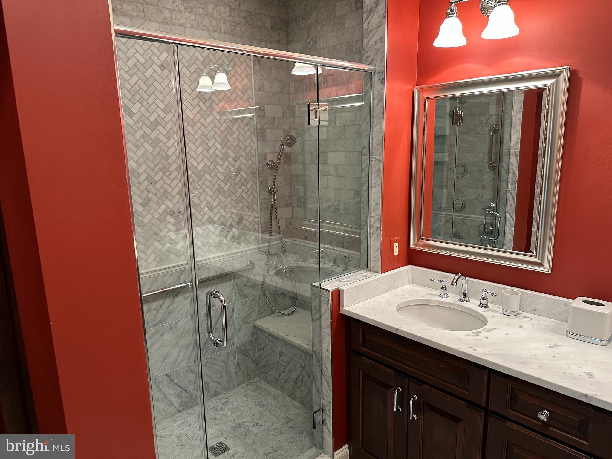 HIGH VIEW AT HUNT VALLEY - Residential