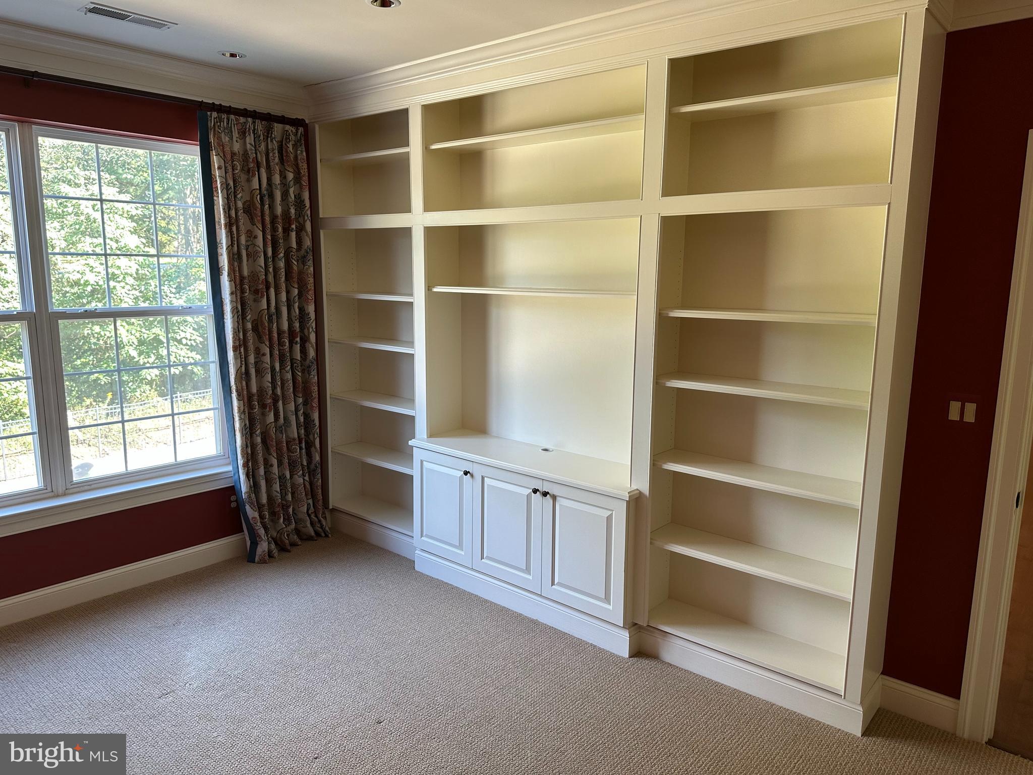 HIGH VIEW AT HUNT VALLEY - Residential