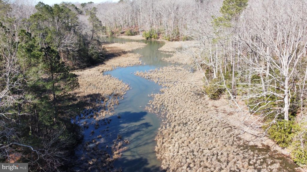 Photo of 13 Glenwood Lane, IRVINGTON, VA 22480 (MLS # VALV2000898)