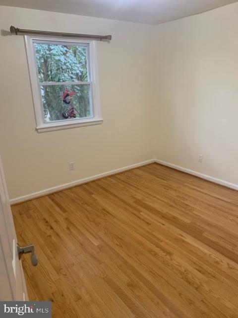 VIENNA WOODS - Residential Lease