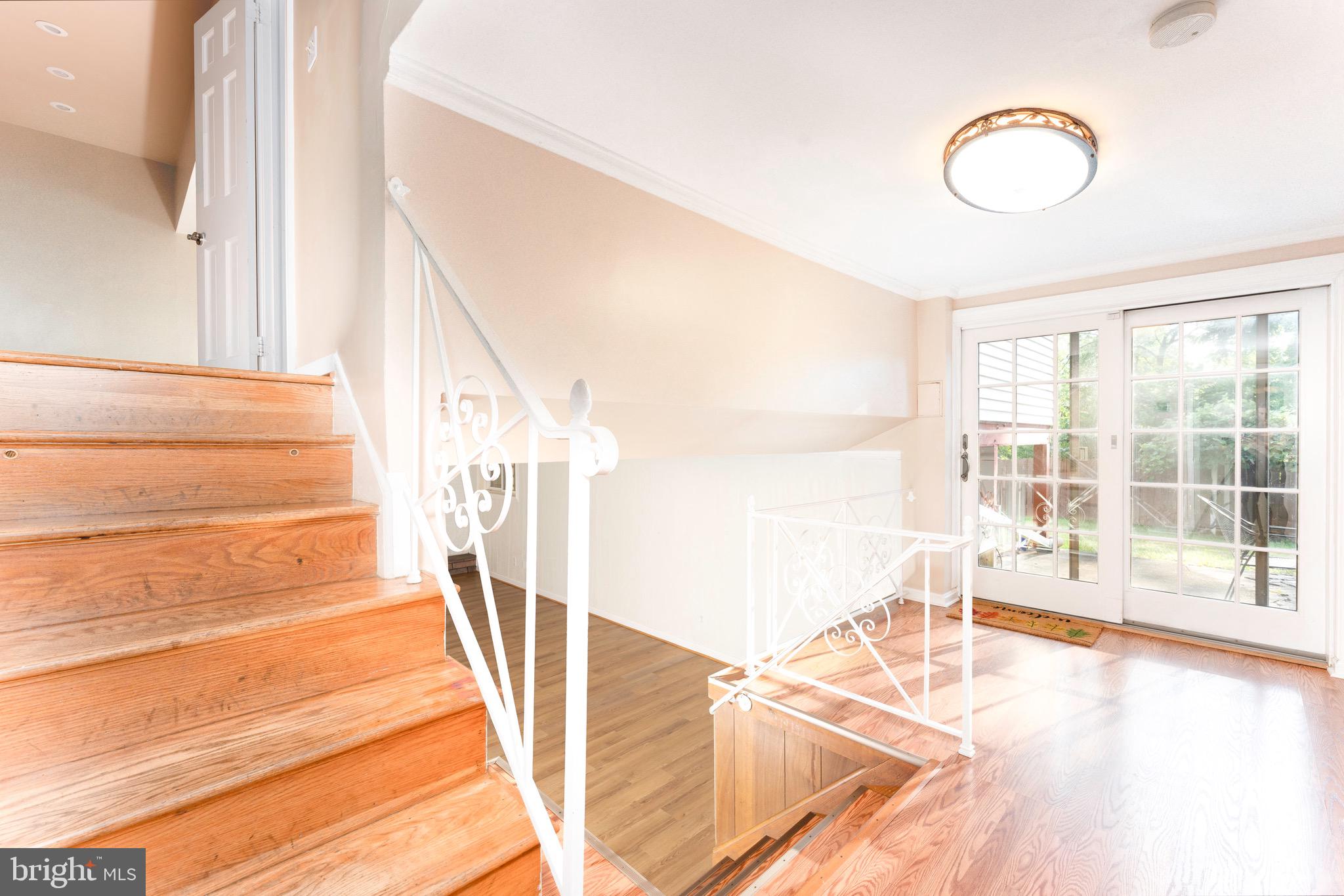 GREEN TREE MANOR - Residential Lease