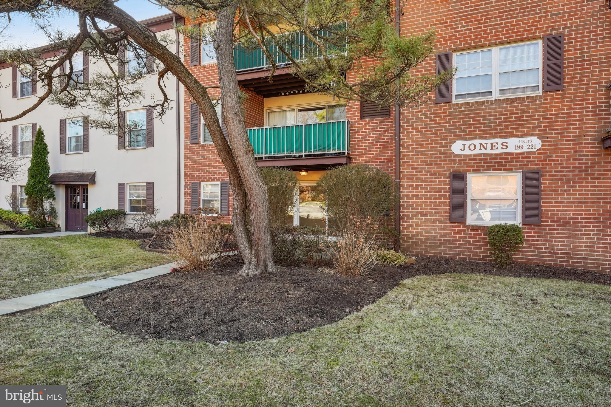 GLENHARDIE CONDOS - Residential