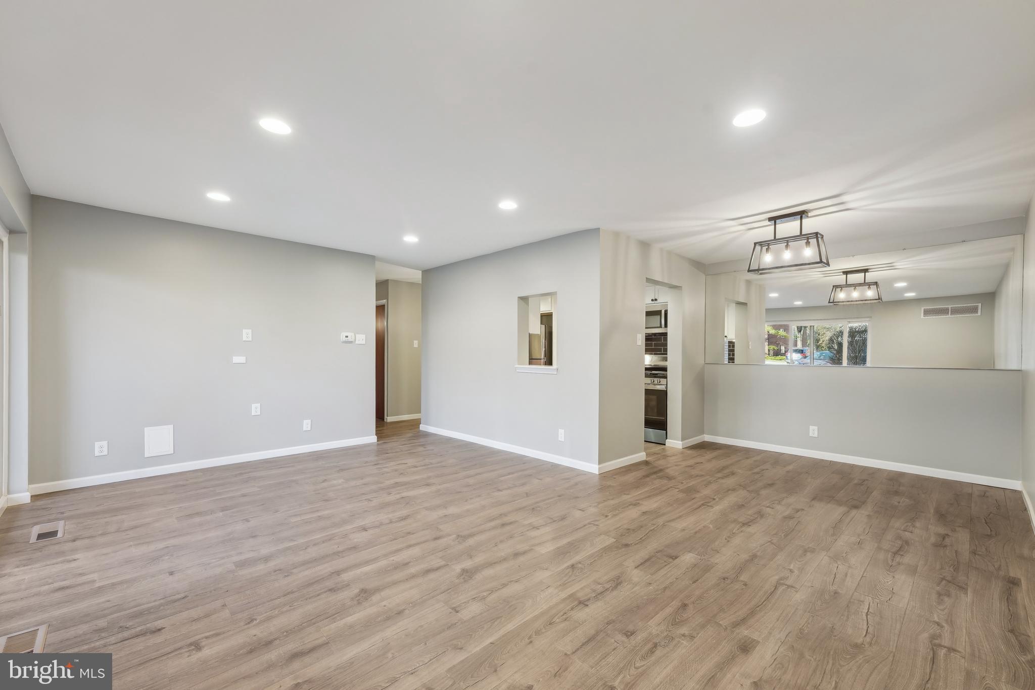 GLENHARDIE CONDOS - Residential