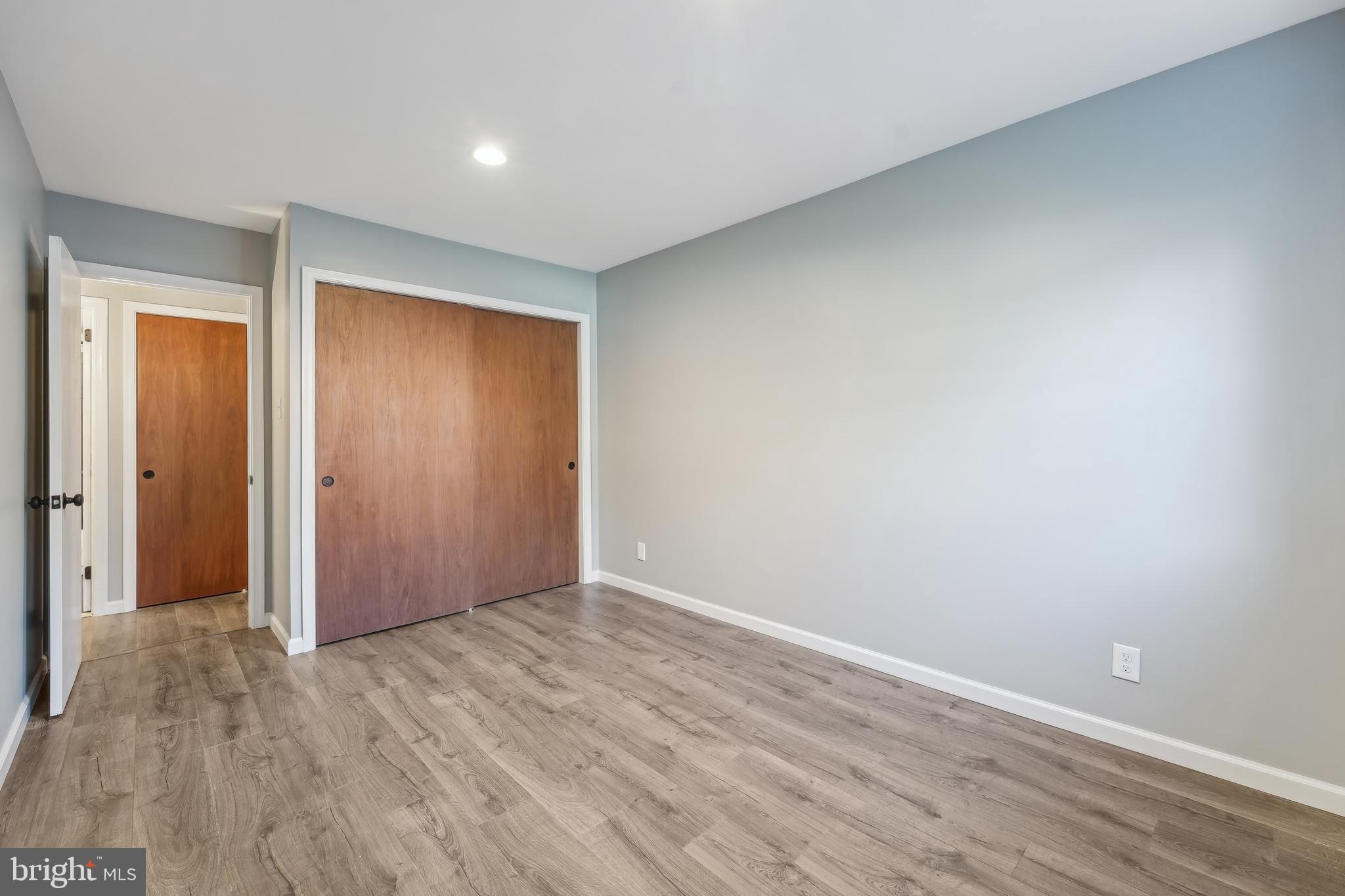 GLENHARDIE CONDOS - Residential