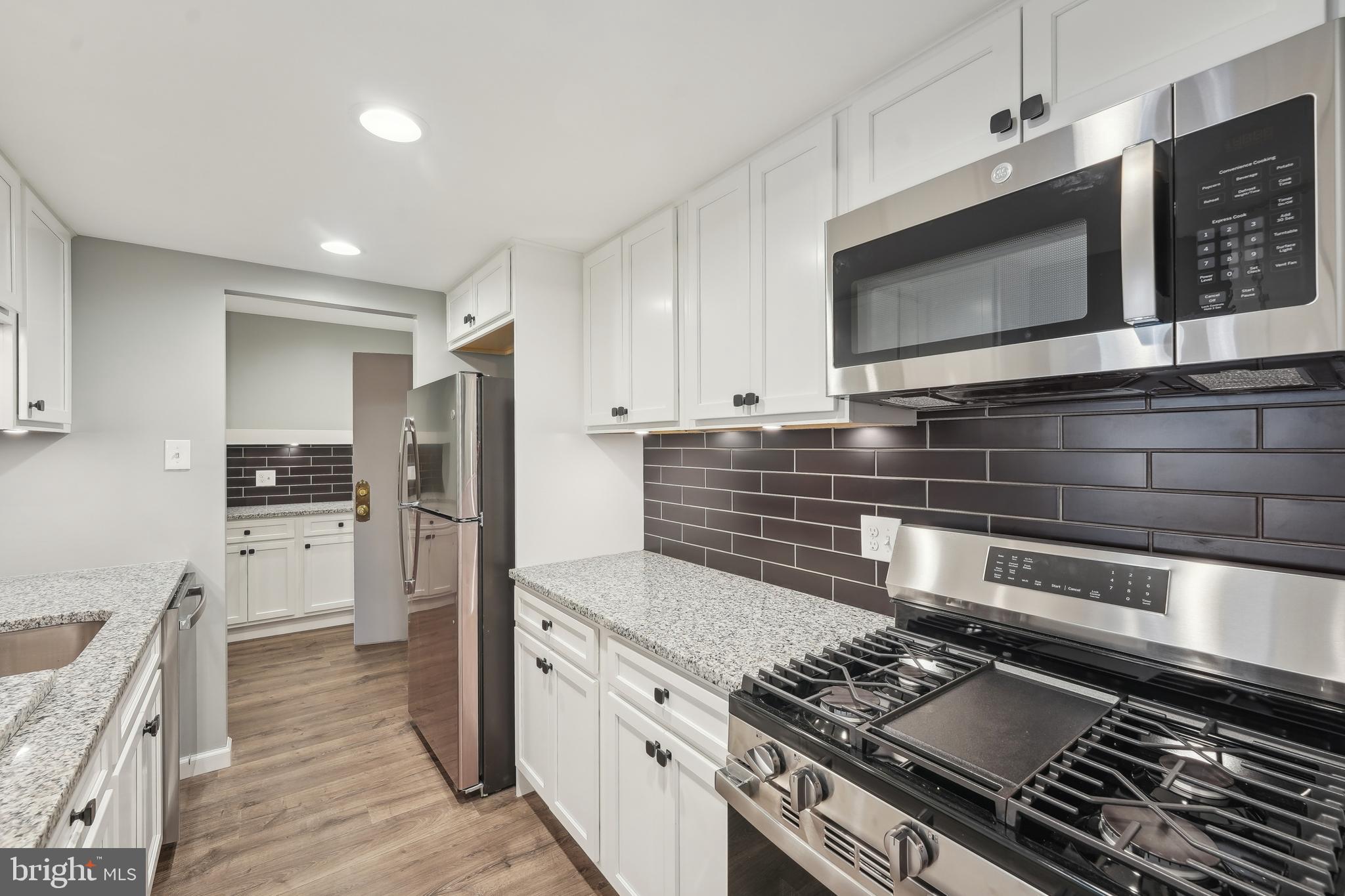 GLENHARDIE CONDOS - Residential