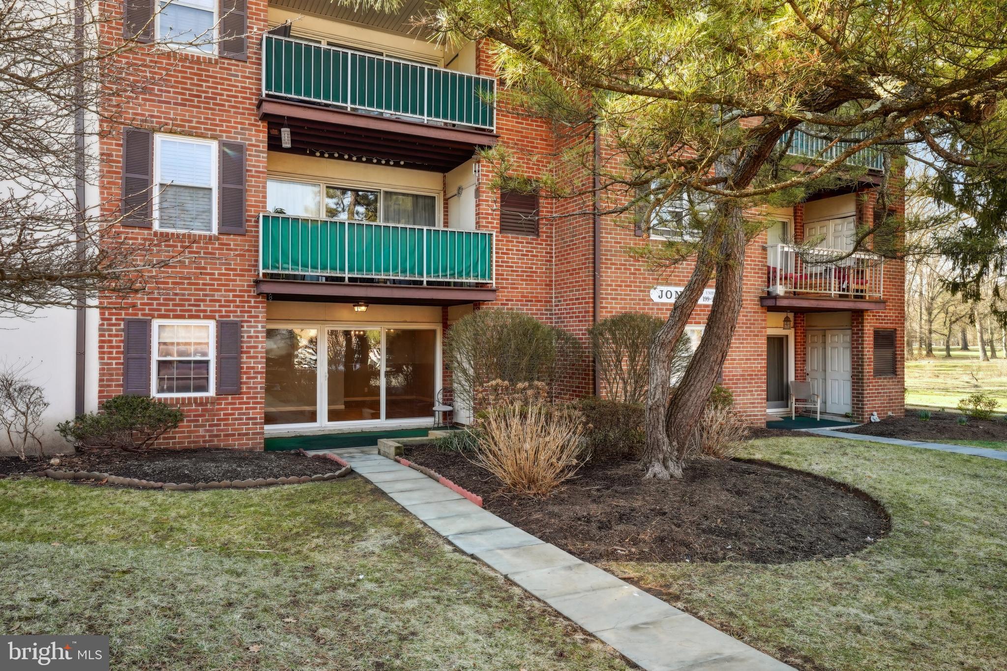 GLENHARDIE CONDOS - Residential