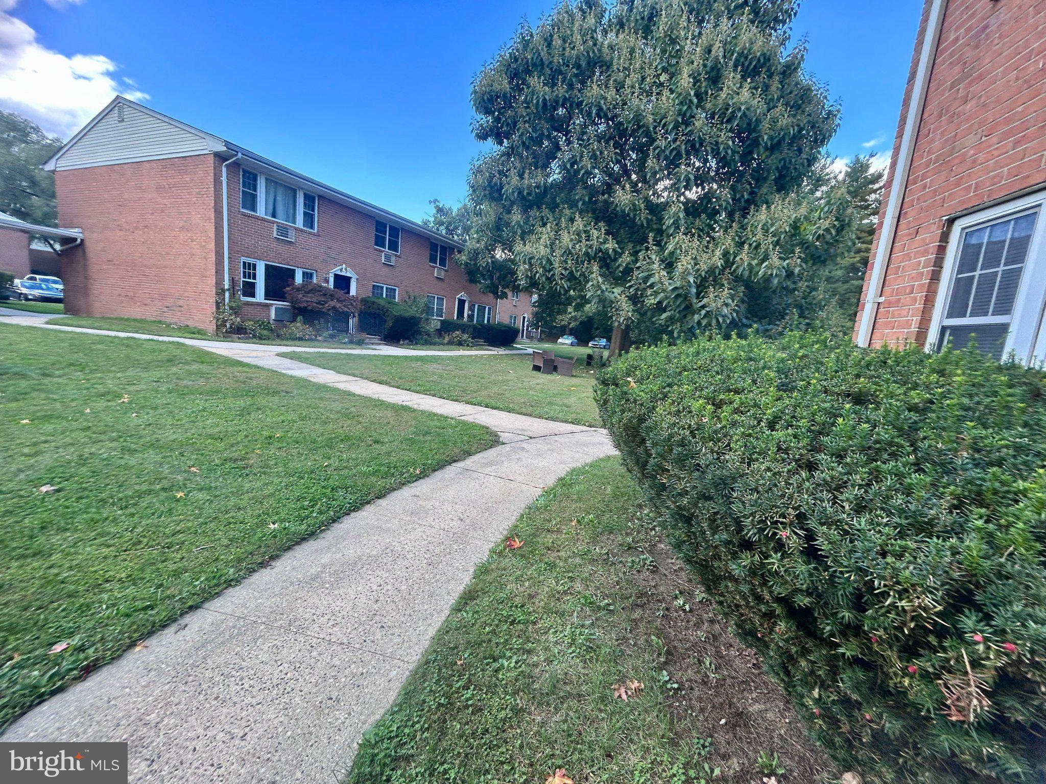 136E THE ORCHARD