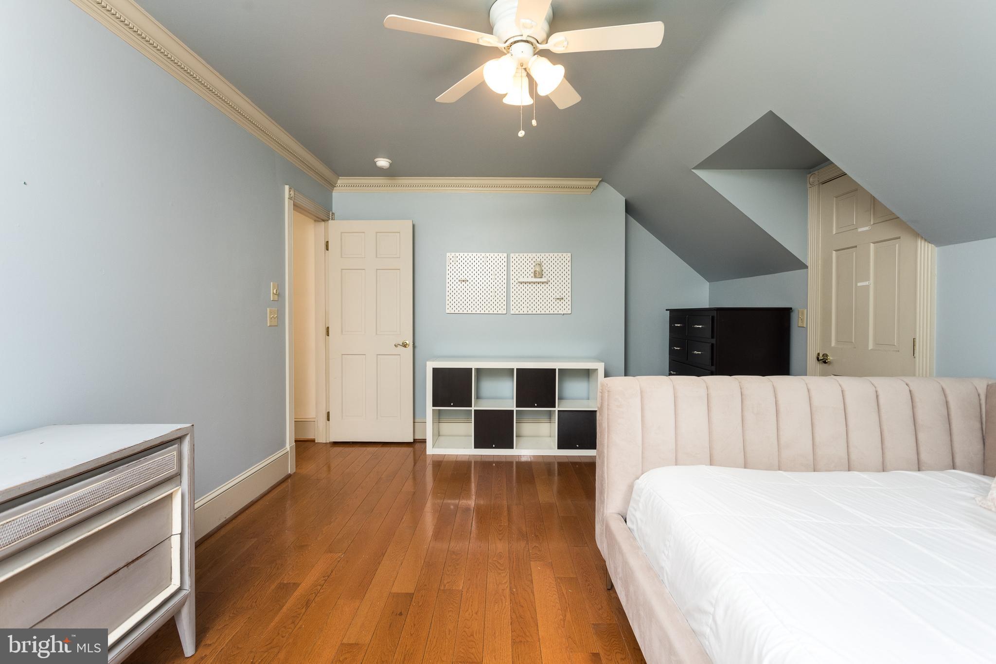 OAK FARMS - Residential