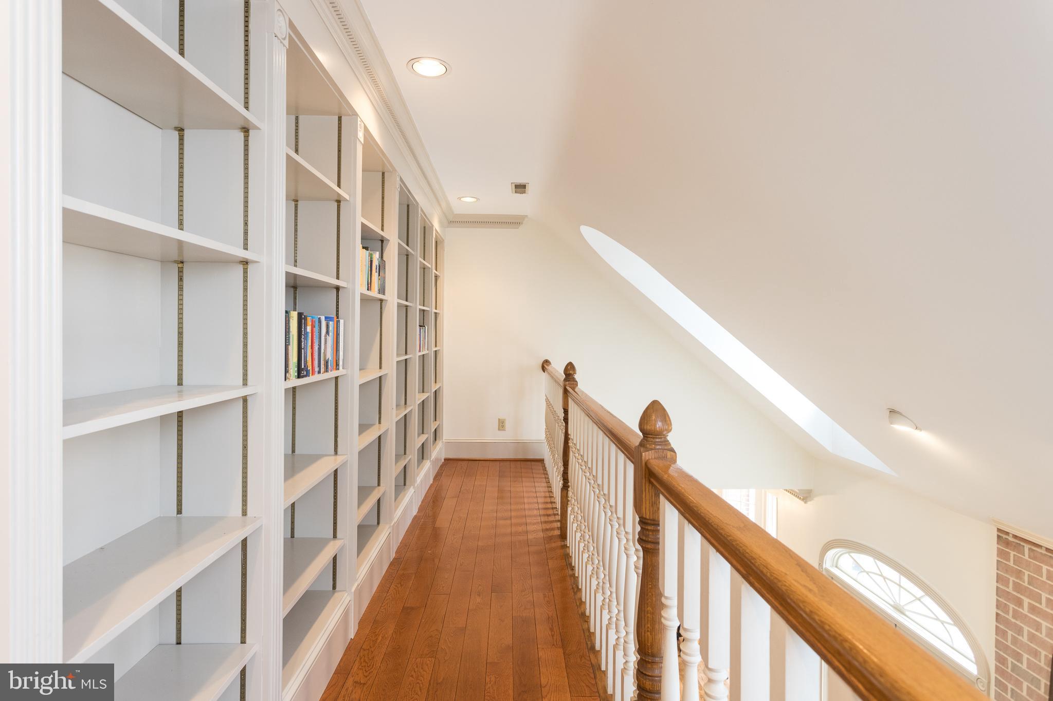 OAK FARMS - Residential