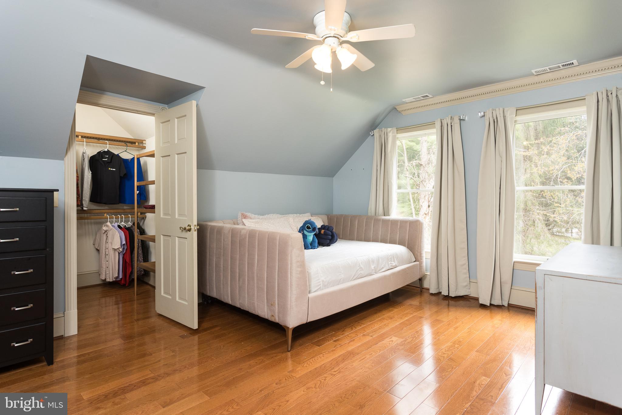 OAK FARMS - Residential