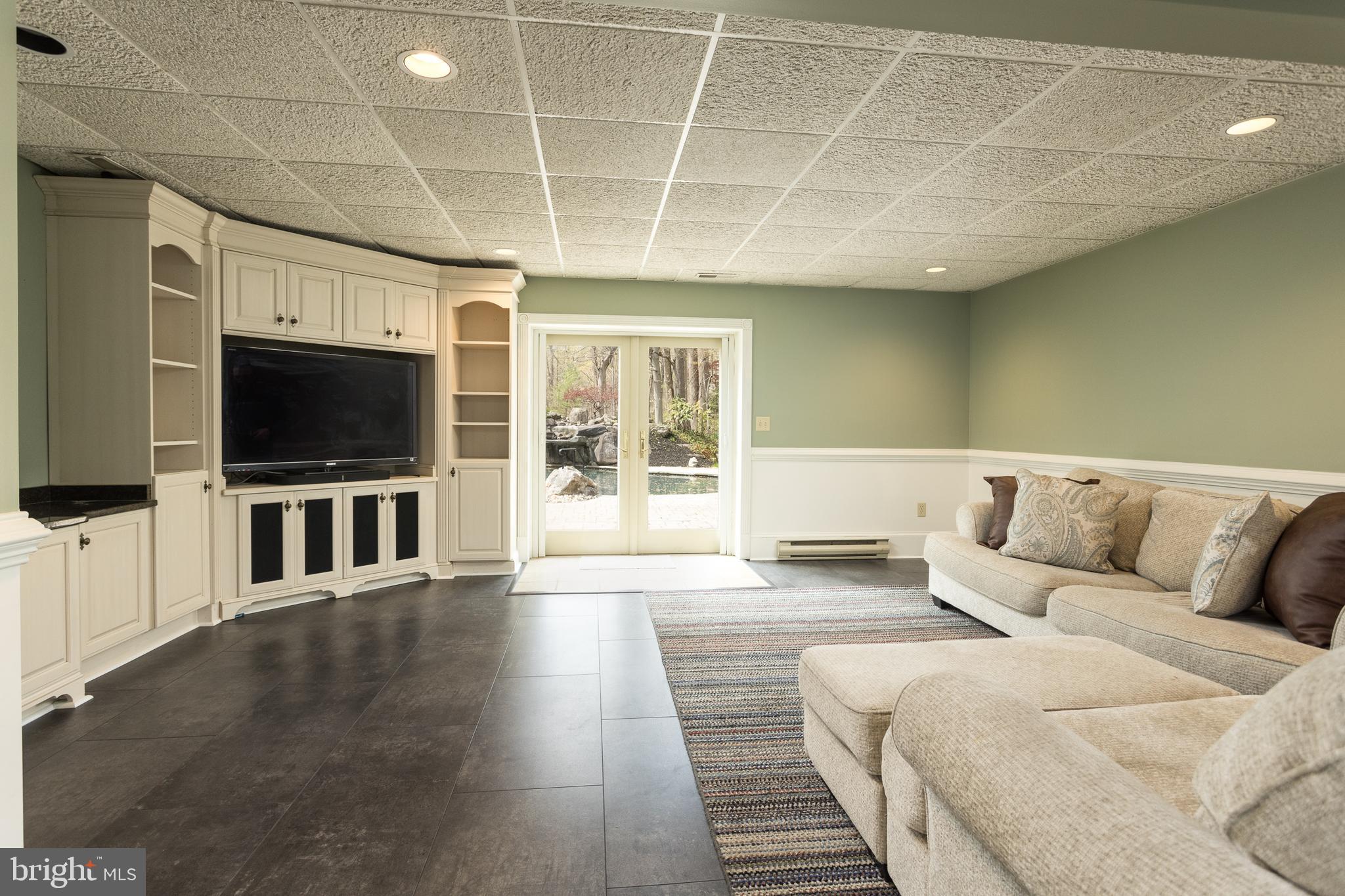 OAK FARMS - Residential