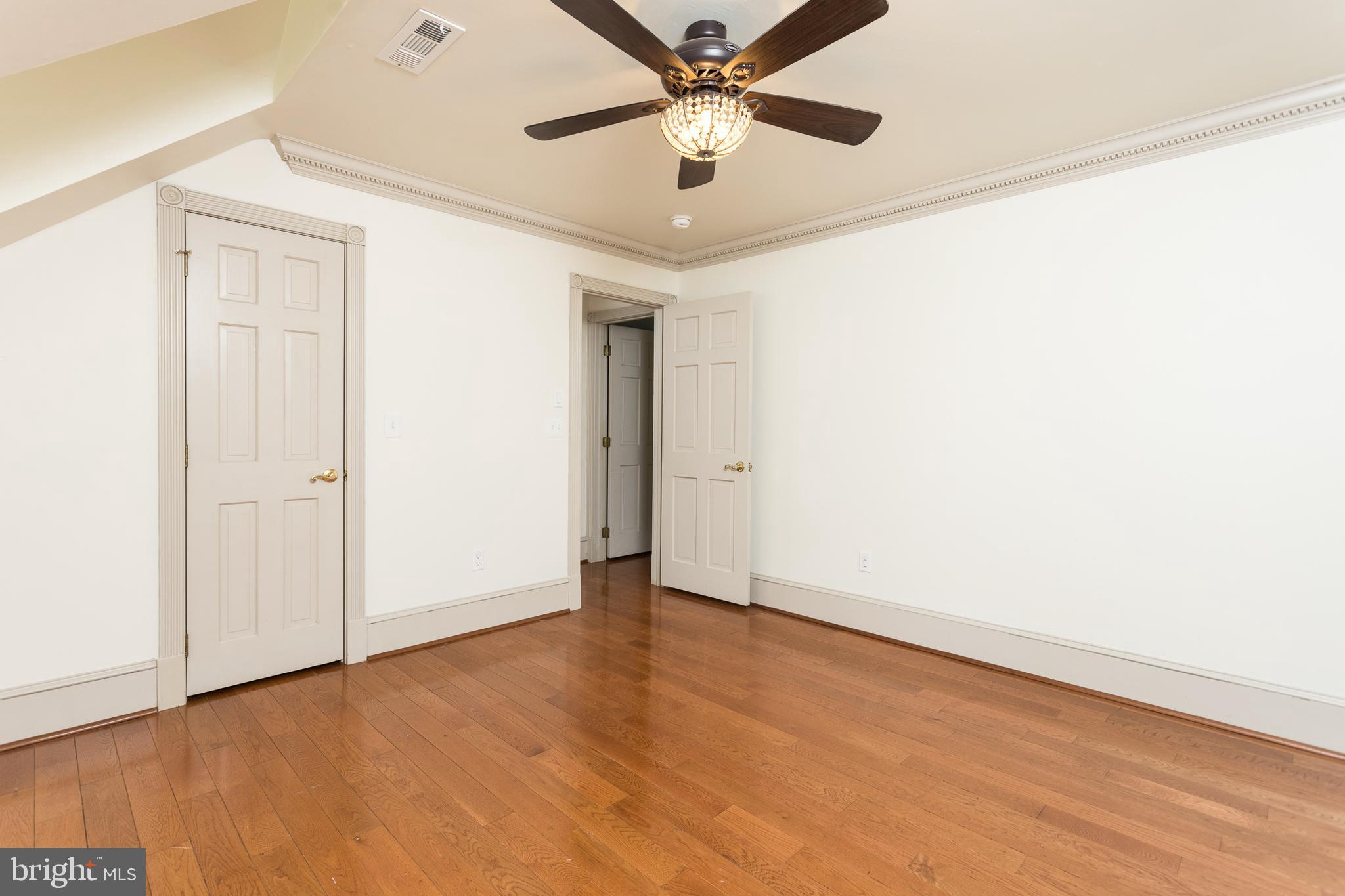 OAK FARMS - Residential