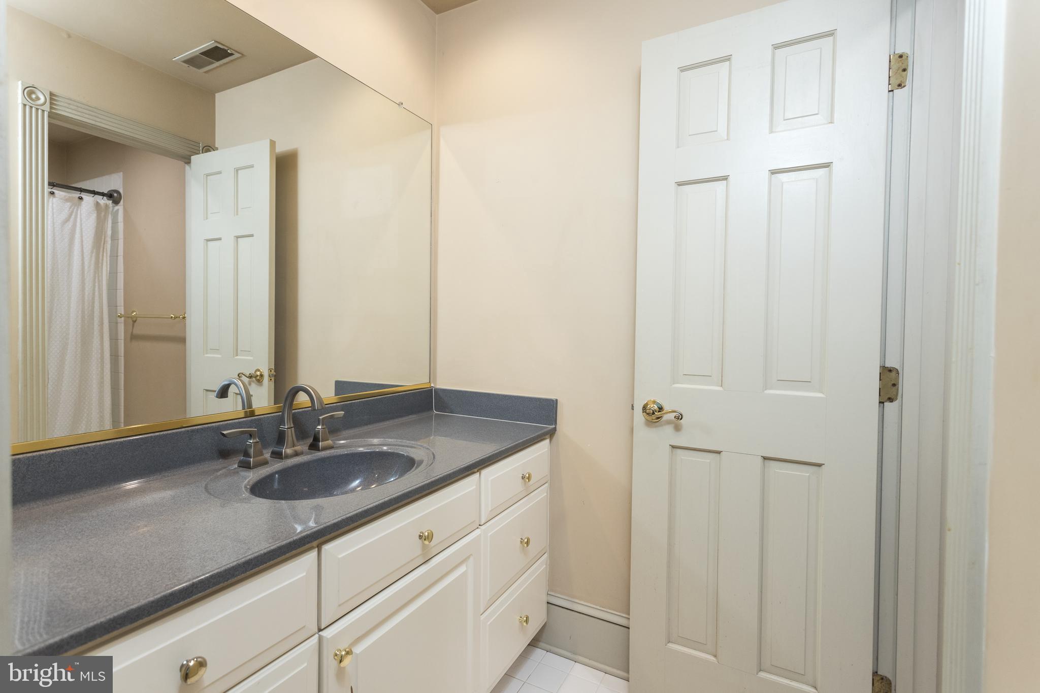 OAK FARMS - Residential